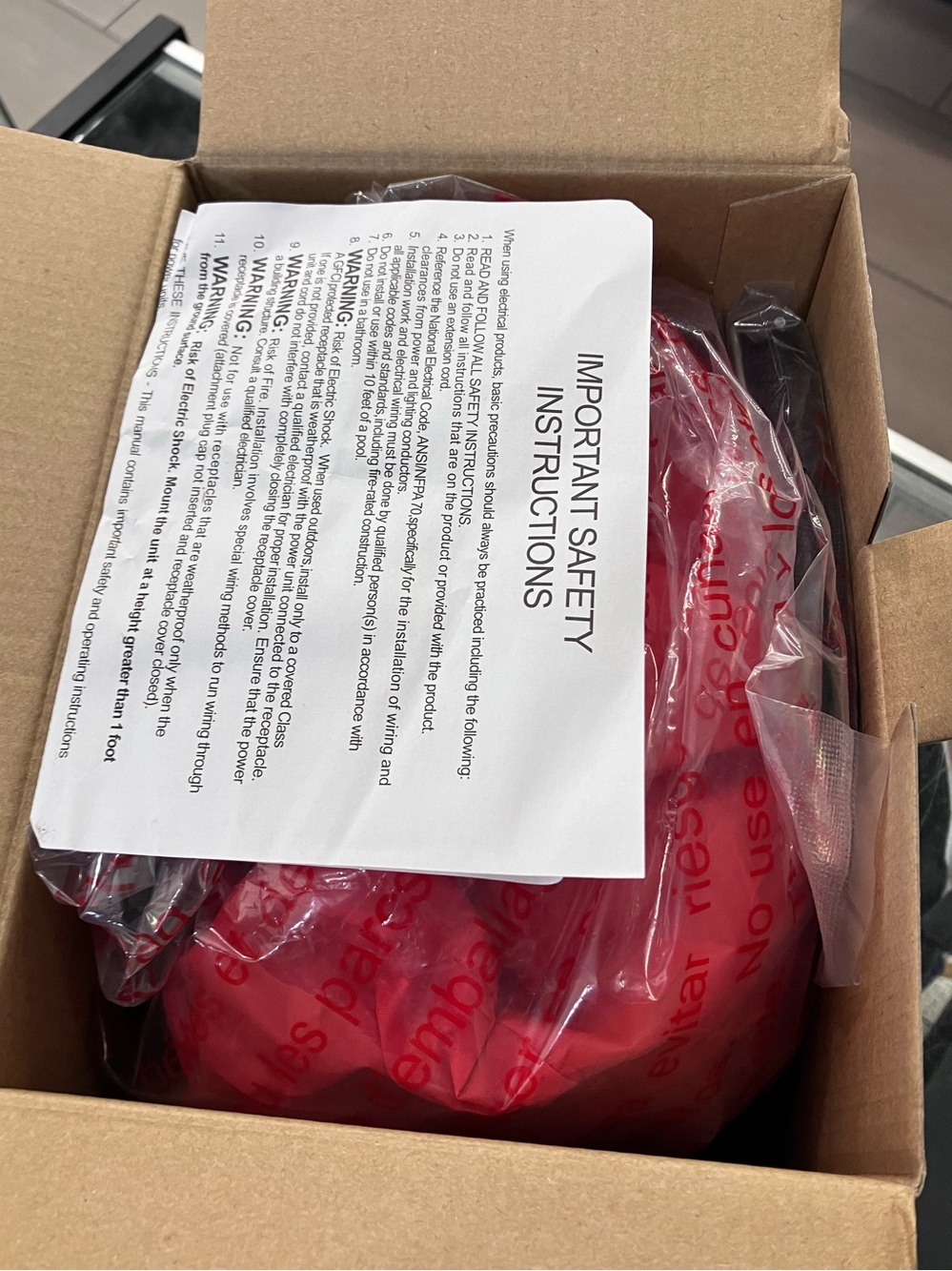 Supreme Large Inflatable Snowman White - Picture 5 of 5